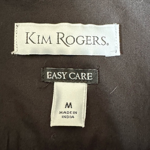🛍️ Kim Rogers 100% cotton Easy Care button down shirt excellent condition. - Picture 10 of 10